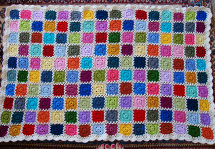 Kaleidoscope blanket: done :)